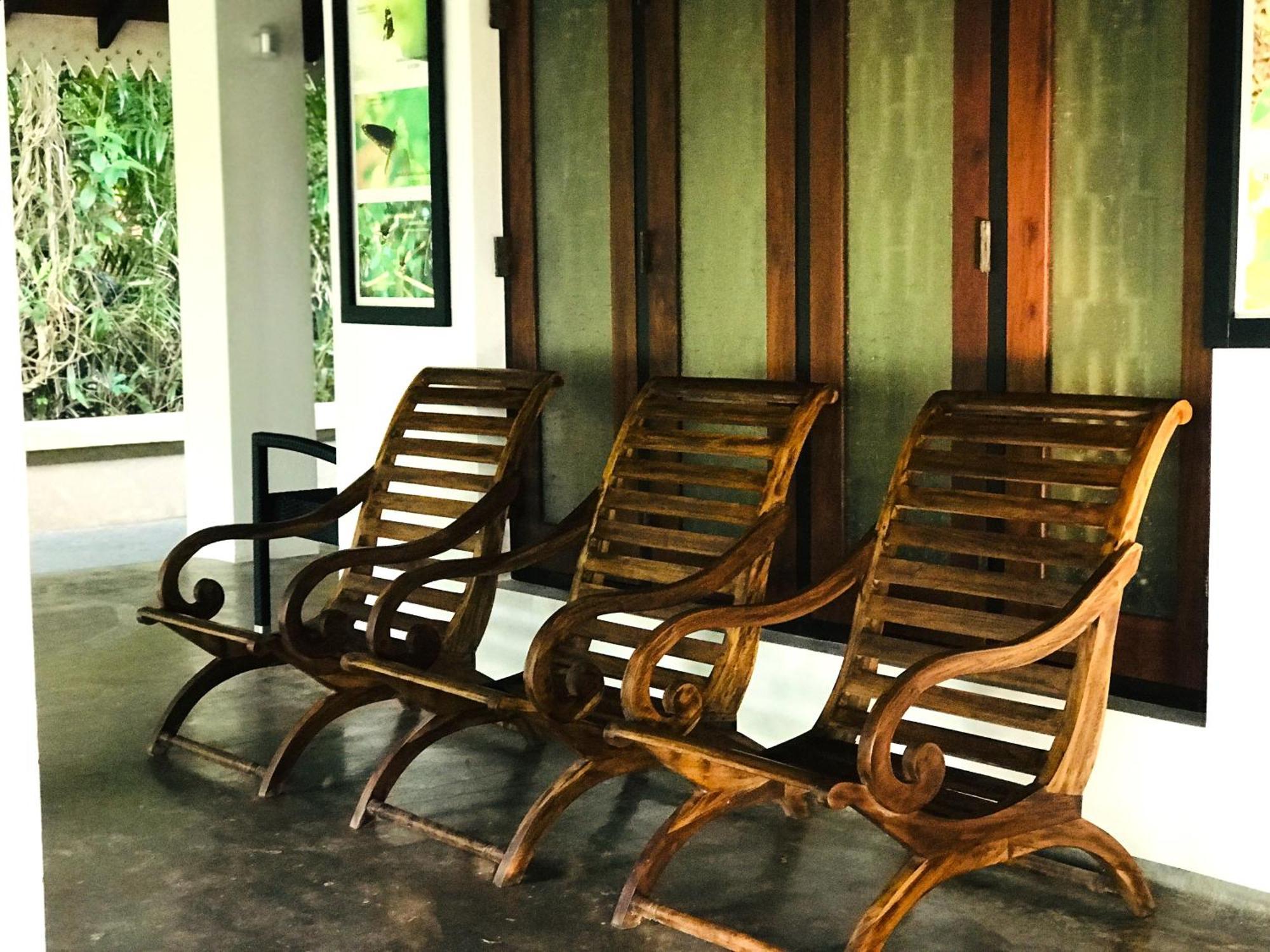 Ceylon Kingsmen Garden Hotel - Katunayake Negombo Zewnętrze zdjęcie